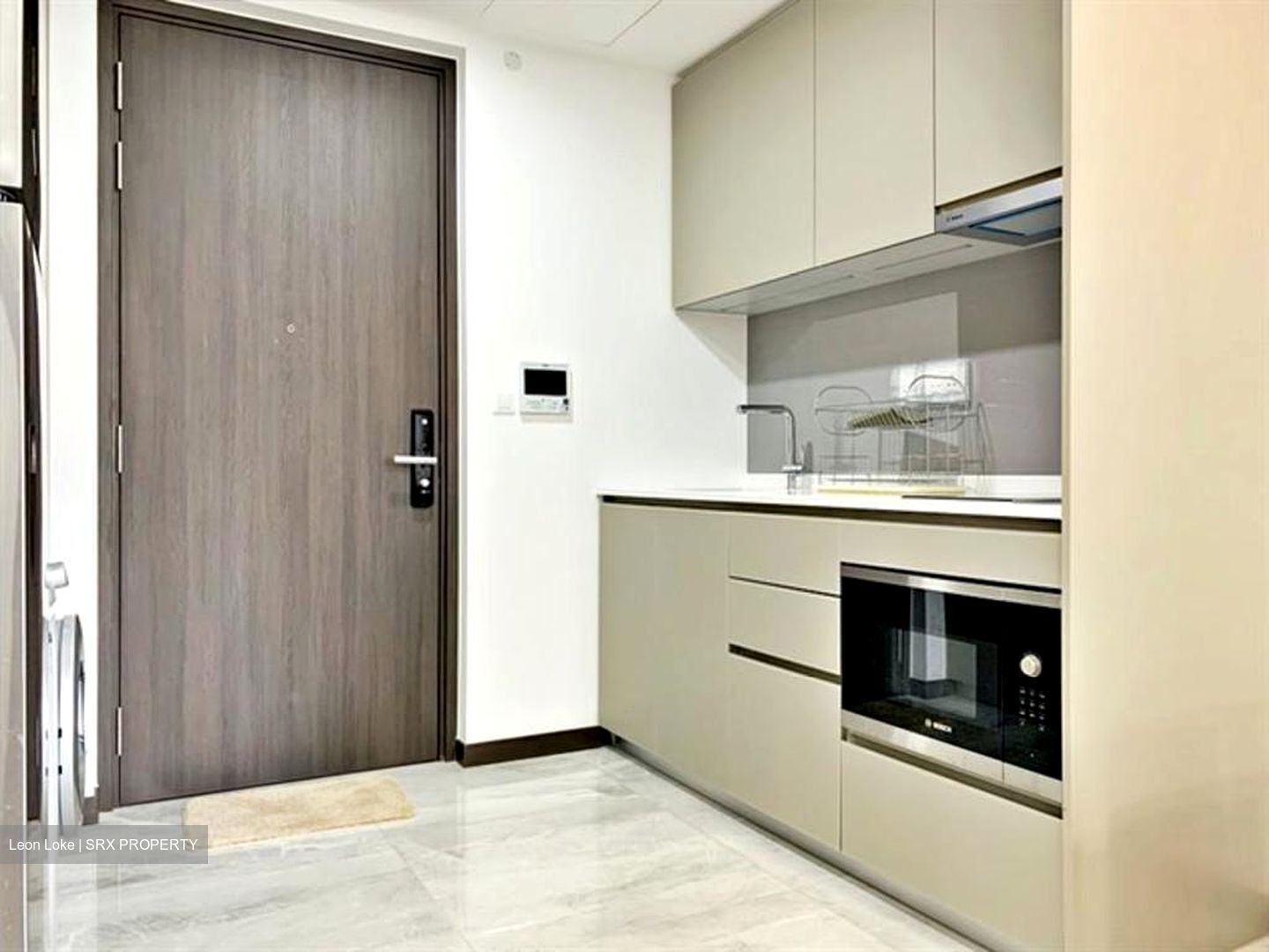 Lake Grande (D22), Condominium #584482971